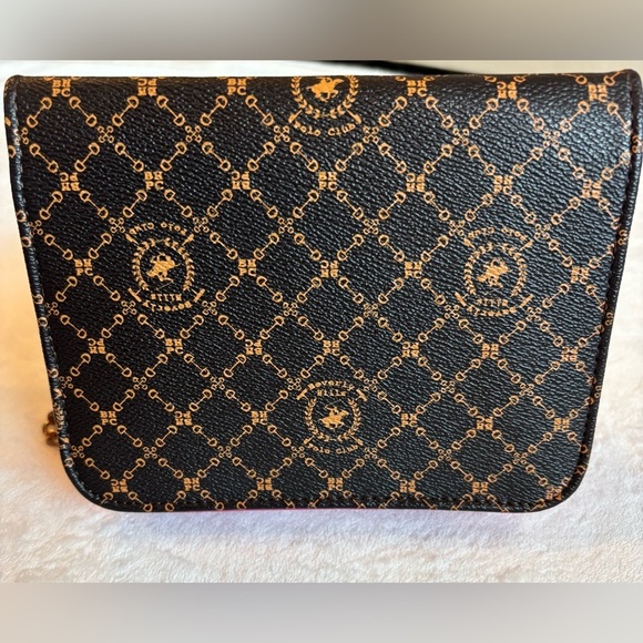 Beverly Hills Polo Club Black and Gold Crossbody Bag Logo - Picture 2 of 11